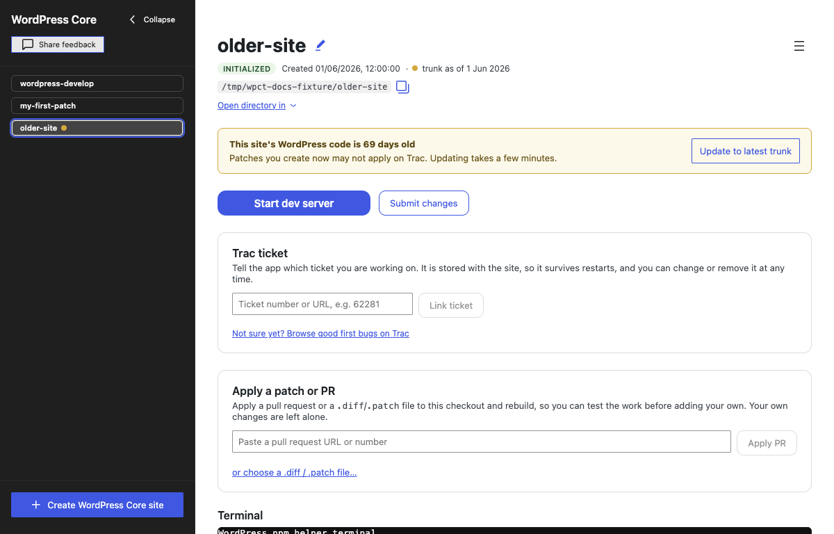 The stale-site notice with its Update to latest trunk button